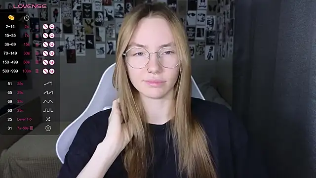 littlevildevil online show from March 2026 05:58:01 AM