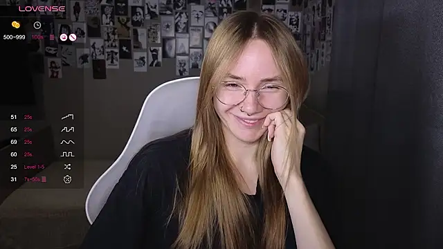 littlevildevil online show from March 2026 11:06:01 AM