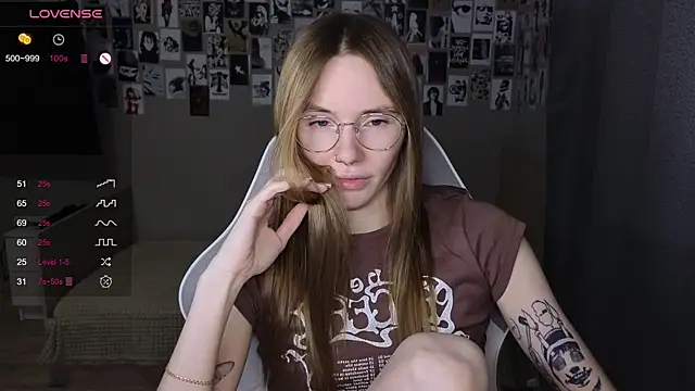 littlevildevil online show from April 2026 11:36:02 AM