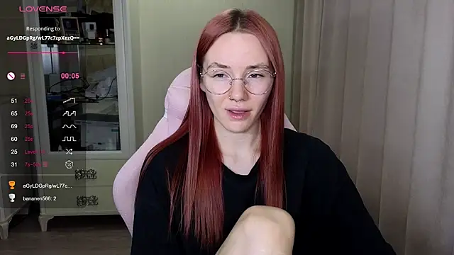 littlevildevil online show from October 2025 10:48:01 AM