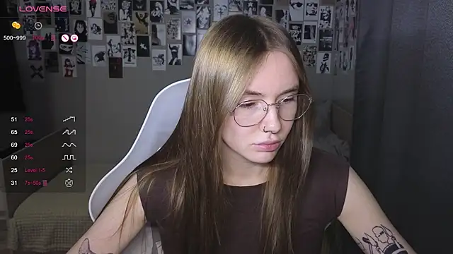 littlevildevil online show from April 2026 10:17:02 AM