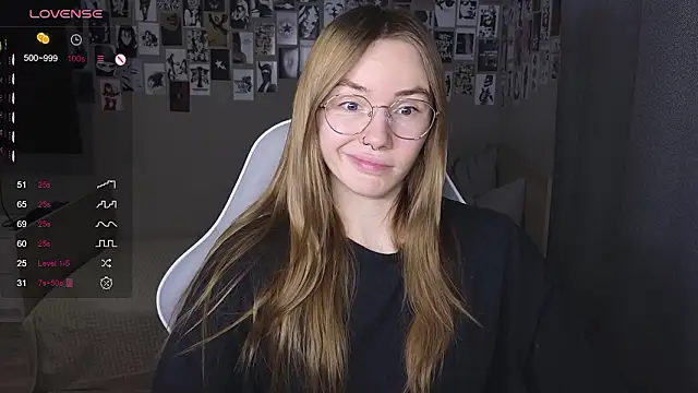 littlevildevil online show from March 2026 10:38:02 AM