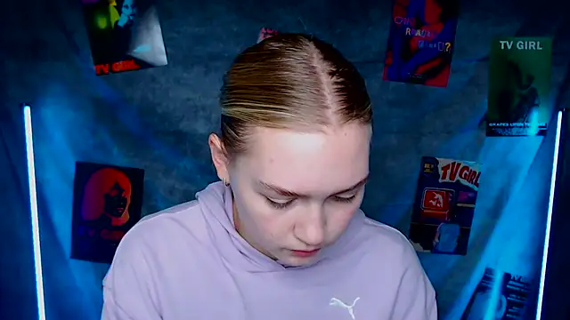 MademoiselleCl online show from October 2025 12:04:02 PM