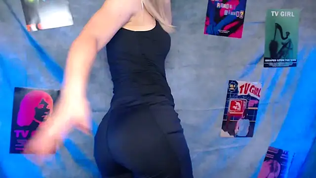 MademoiselleCl online show from September 2025 01:04:01 PM