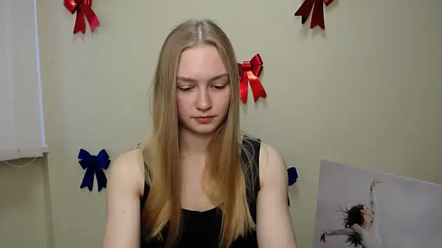 MademoiselleCl online show from March 2025 11:01:02 AM