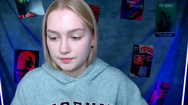 MademoiselleCl online show from October 2025 01:32:02 PM