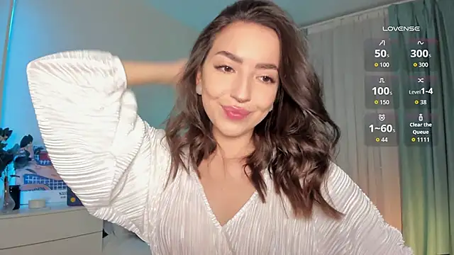 Oh My Dianee online show from November 2025 07:45:01 AM