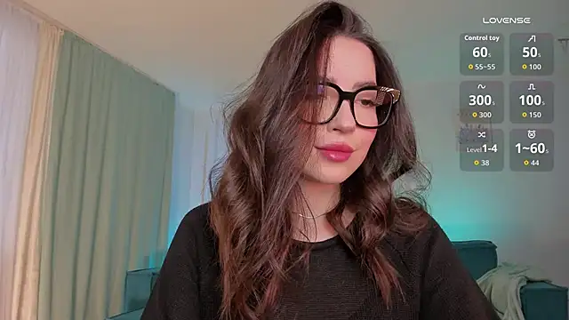 Oh My Dianee online show from March 2026 06:57:02 AM