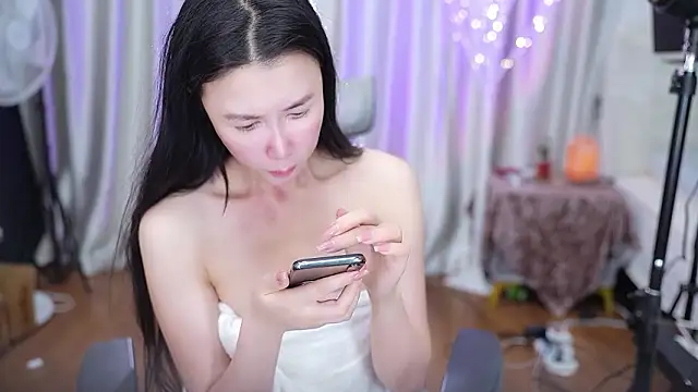 nono babyy online show from February 2026 02:01:01 AM