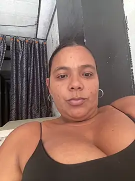 Snapshot of divalu chatting on October 2025 05:54:01 PM divalu online show from October 2025 05:54:01 PM