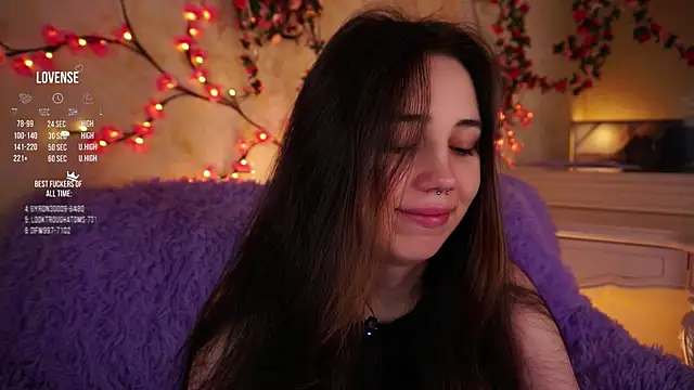 GillianDowdey online show from December 2025 01:45:01 AM