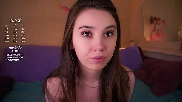 GillianDowdey online show from April 2026 03:19:01 AM