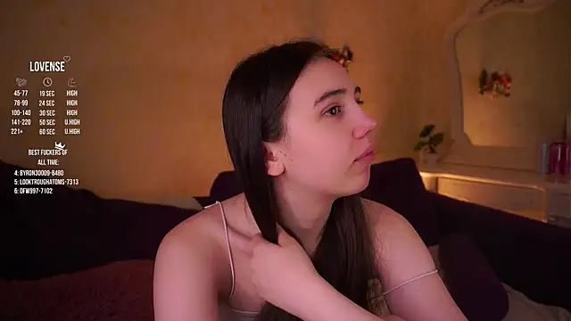 Snapshot of GillianDowdey chatting on July 2026 02:42:02 AM GillianDowdey online show from July 2026 02:42:02 AM