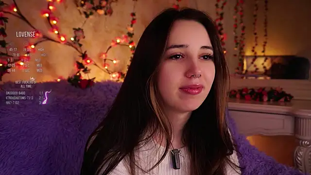 Snapshot of GillianDowdey chatting on December 2025 02:38:02 AM GillianDowdey online show from December 2025 02:38:02 AM