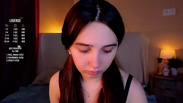 Snapshot of GillianDowdey chatting on September 2025 02:40:02 AM GillianDowdey online show from September 2025 02:40:02 AM