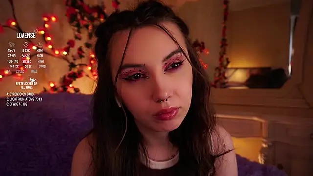 GillianDowdey online show from November 2025 03:46:02 AM