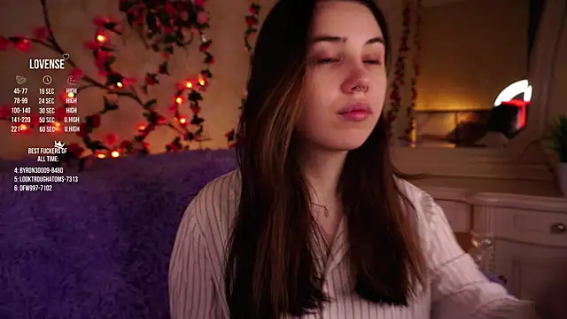 GillianDowdey online show from October 2025 02:43:02 AM