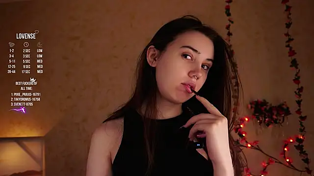 GillianDowdey online show from November 2025 03:11:01 AM