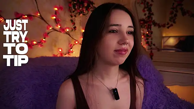 GillianDowdey online show from December 2025 03:07:01 AM