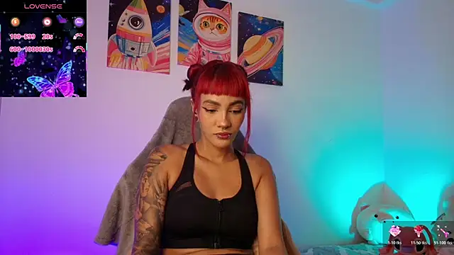 Snapshot of Nix_Taylor chatting on October 2025 11:03:02 PM Nix Taylor online show from October 2025 11:03:02 PM