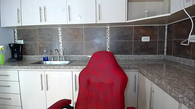 anna alvarez online show from March 2026 12:15:01 PM