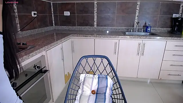 anna alvarez online show from February 2026 11:42:02 AM