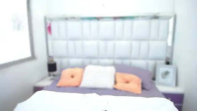 anna alvarez online show from November 2025 11:49:02 AM