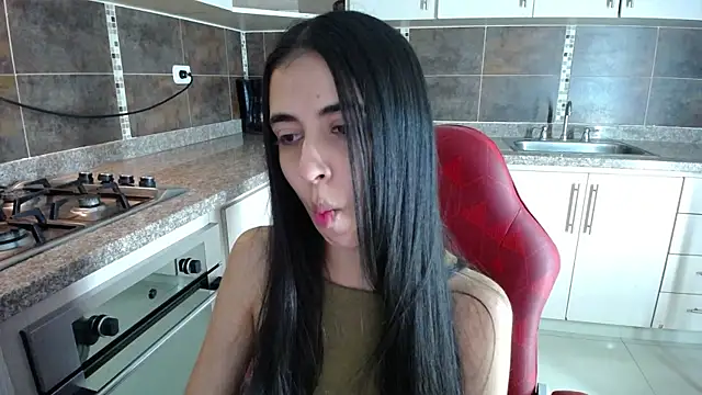 Snapshot of anna_alvarez chatting on February 2025 10:51:01 AM anna alvarez online show from February 2025 10:51:01 AM