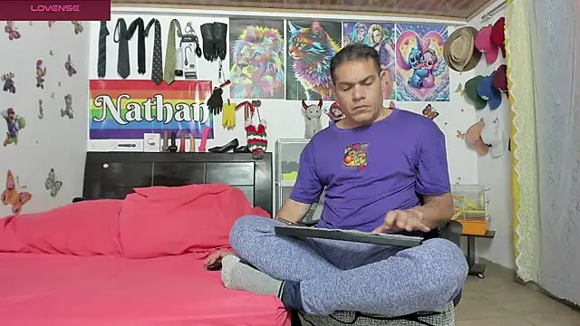 nathan sanchez online show from October 2025 04:57:01 AM