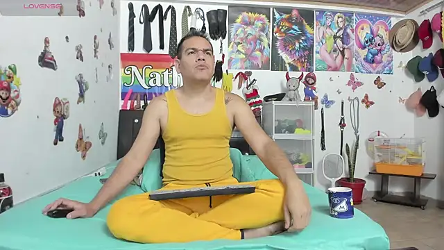 nathan sanchez online show from November 2025 04:50:02 AM