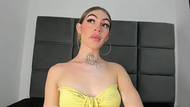 Lizz Luna online show from November 2025 06:36:02 PM