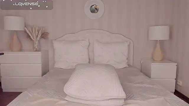Nicky Stone online show from February 2025 09:56:02 AM