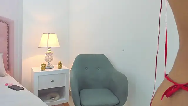 Snapshot of Buda_and_Cataleya_ chatting on December 2024 10:12:01 PM Buda and Cataleya  online show from December 2024 10:12:01 PM