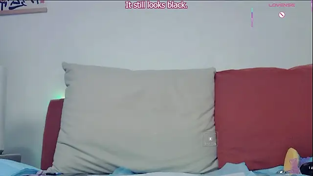 Youth3  online show from December 2025 04:01:01 PM