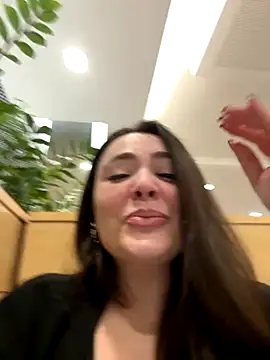 Sophie Eaton online show from October 2025 08:32:02 PM