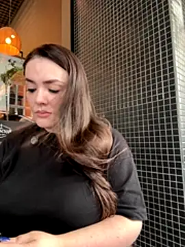 Sophie Eaton online show from November 2025 08:02:01 PM