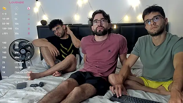 Snapshot of crisandrews chatting on January 2025 04:47:01 AM crisandrews online show from January 2025 04:47:01 AM