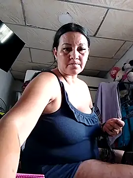 Snapshot of lupita_2023 chatting on November 2025 07:52:02 PM lupita 2023 online show from November 2025 07:52:02 PM