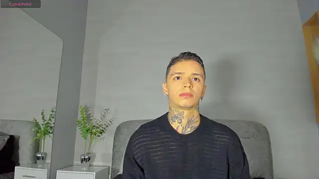 Snapshot of Ian_Castillo_ chatting on June 2026 11:11:02 AM Ian Castillo online show from June 2026 11:11:02 AM