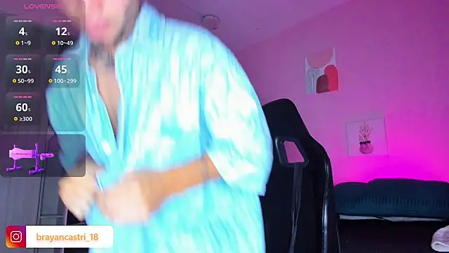 Snapshot of Ian_Castillo_ chatting on November 2025 11:14:02 AM Ian Castillo online show from November 2025 11:14:02 AM