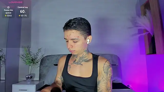 Snapshot of Ian_Castillo_ chatting on July 2026 11:11:01 AM Ian Castillo online show from July 2026 11:11:01 AM