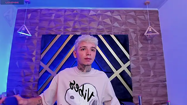 Snapshot of Ian_Castillo_ chatting on February 2026 11:26:01 AM Ian Castillo online show from February 2026 11:26:01 AM