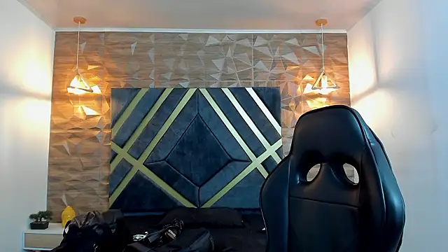 Ian Castillo  online show from March 2026 11:17:01 AM