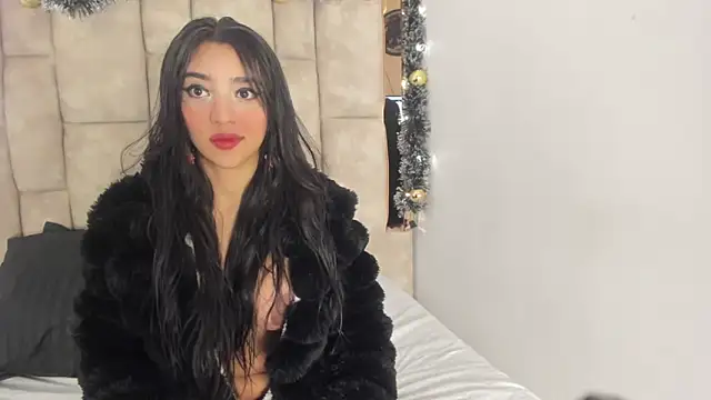 Oliviaa Evans online show from November 2025 03:55:02 AM