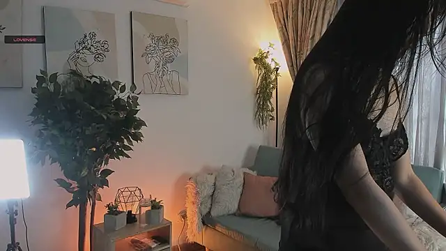 aisha bx online show from March 2026 01:12:02 PM