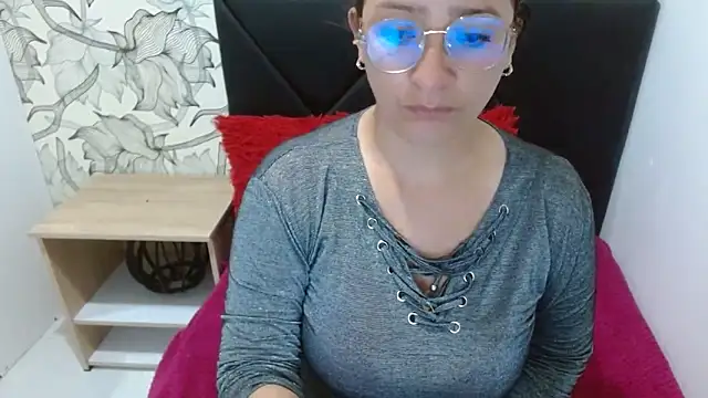 Snapshot of sarax_ximena chatting on December 2025 05:40:02 AM sarax ximena online show from December 2025 05:40:02 AM