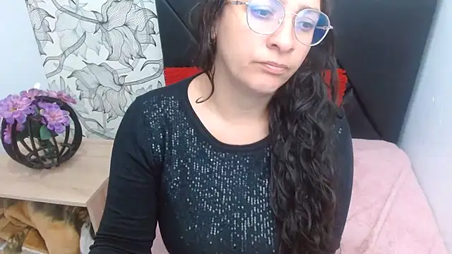 Snapshot of sarax_ximena chatting on June 2026 06:21:01 AM sarax ximena online show from June 2026 06:21:01 AM