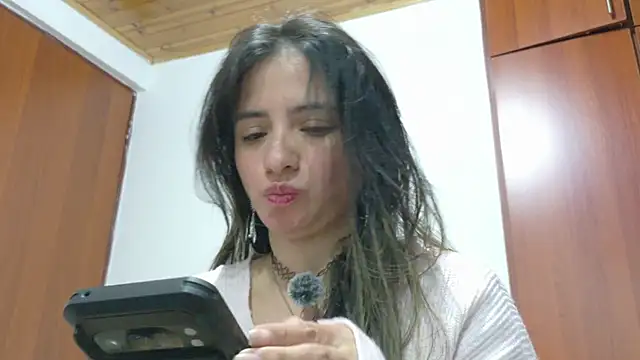 julietta   jackson online show from April 2026 11:44:02 PM