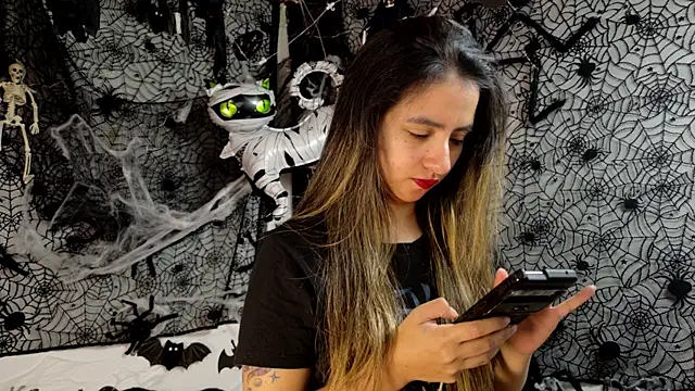 julietta   jackson online show from October 2025 04:41:02 PM