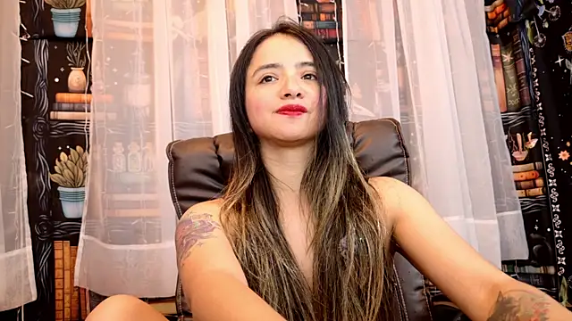 julietta   jackson online show from May 2026 10:06:02 PM